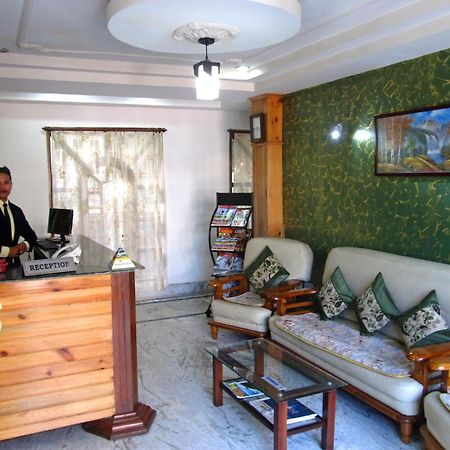 Hotel Alpine Crest ガントク エクステリア 写真